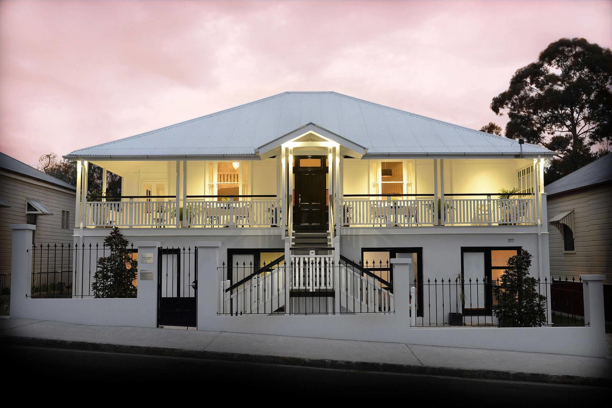Heal House Bed and Breakfast Μπρίσμπεϊν Εξωτερικό φωτογραφία
